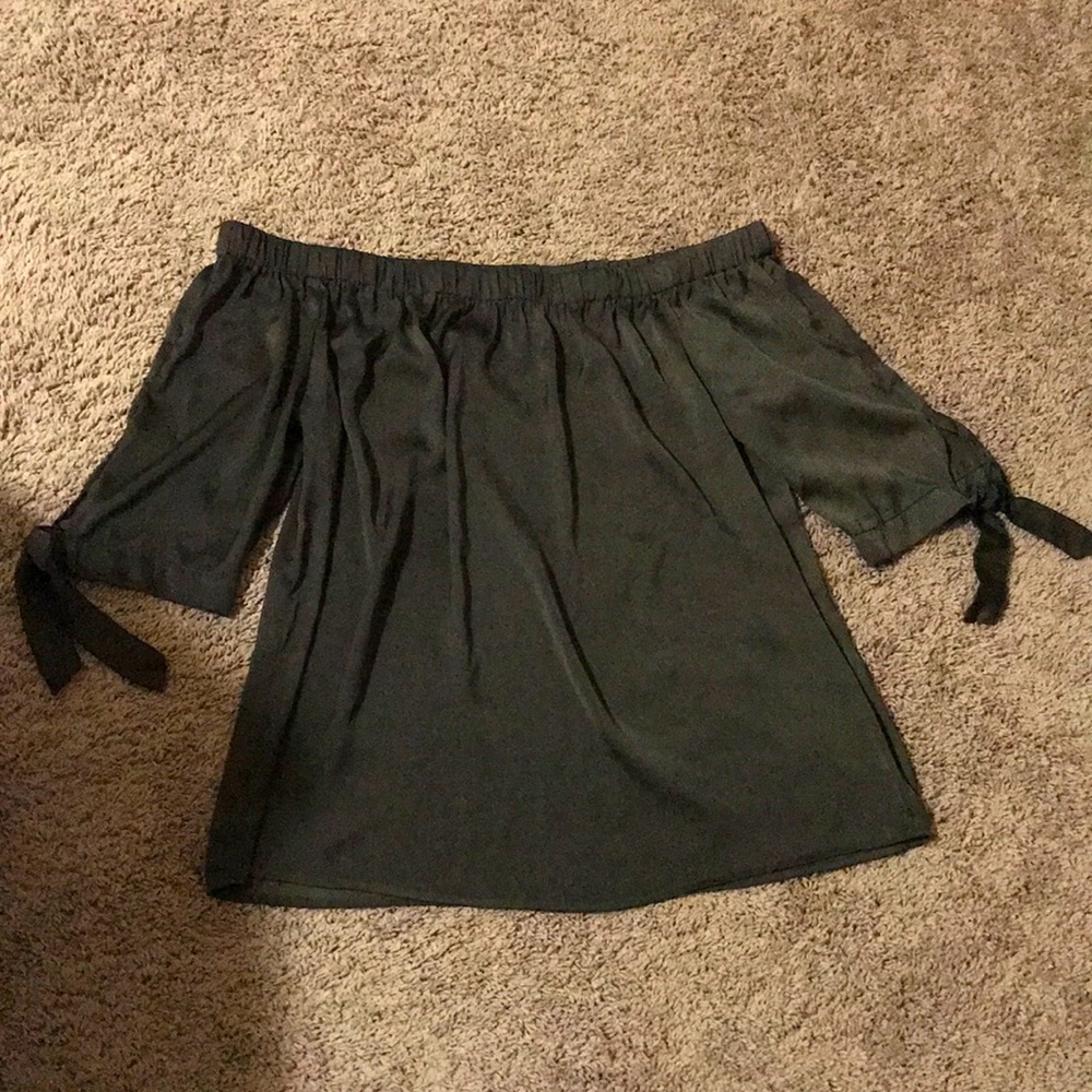 H&M Military Green Off The Shoulder Blouse